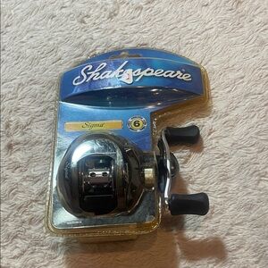 Shakespeare Sigma Fishing Reel new